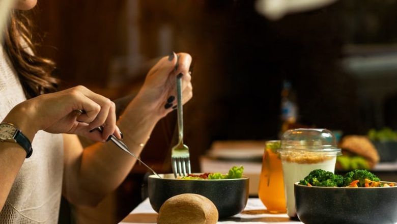 Nutriția Creierului: 11 Alimente Esențiale pentru Concentrarea și Memoria Ta