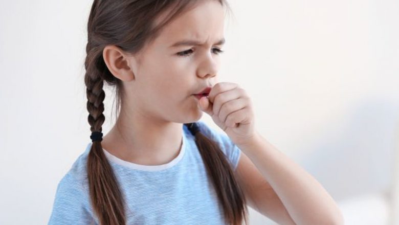 Tusea la copii: Cum să recunoști semnele astmului și implicațiile asupra sănătății