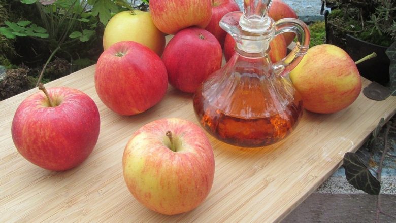 Oțetul de mere: Un remediu natural surprinzător pentru durerile de cap
