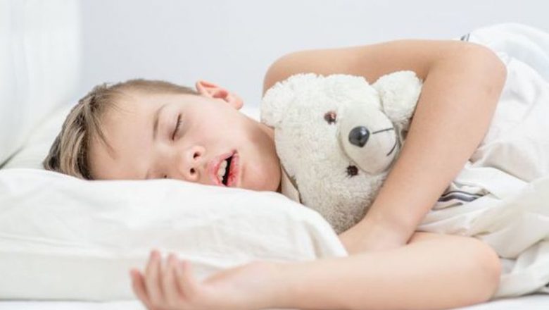 Ce trebuie să știm despre somnul copiilor în funcție de vârstă: nevoi și implicații