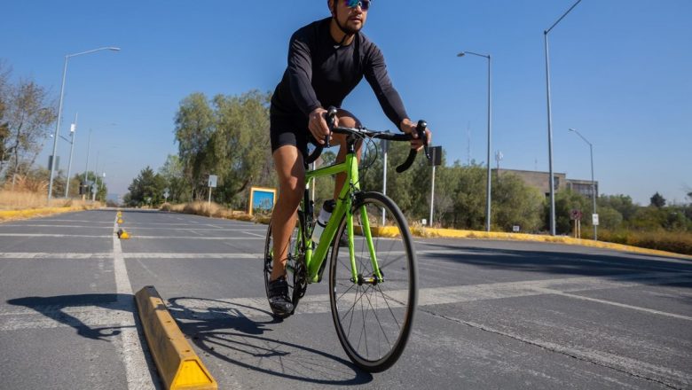 Pregătește-te pentru sezonul următor: Cumpărături inspirate de biciclete și accesorii