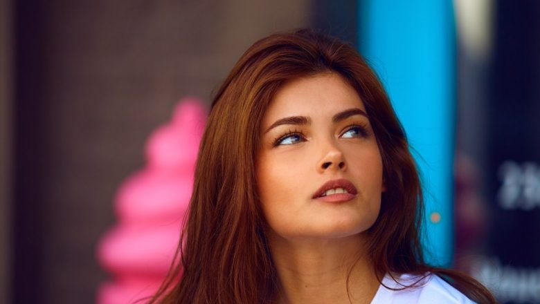 Cum să Fii Fotogenic: Sfaturi Esențiale pentru Poze Reușite