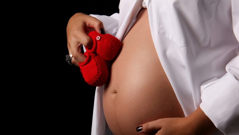 Concediul de maternitate: Ghid complet pentru viitoarele mame în România