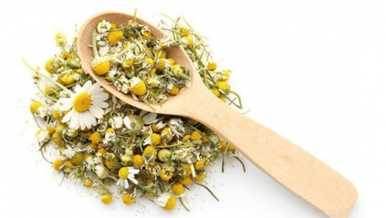 Remedii Naturale: Ceaiuri Eficiente pentru Calmarea Durerilor Menstruale