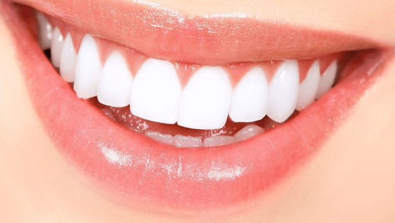 Îngrijirea dentară la vârsta a treia: Secrete pentru o dantură sănătoasă