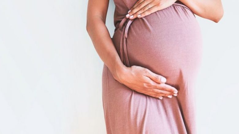 Mamă după 35 de ani: Provocări și Complicații în Sarcină