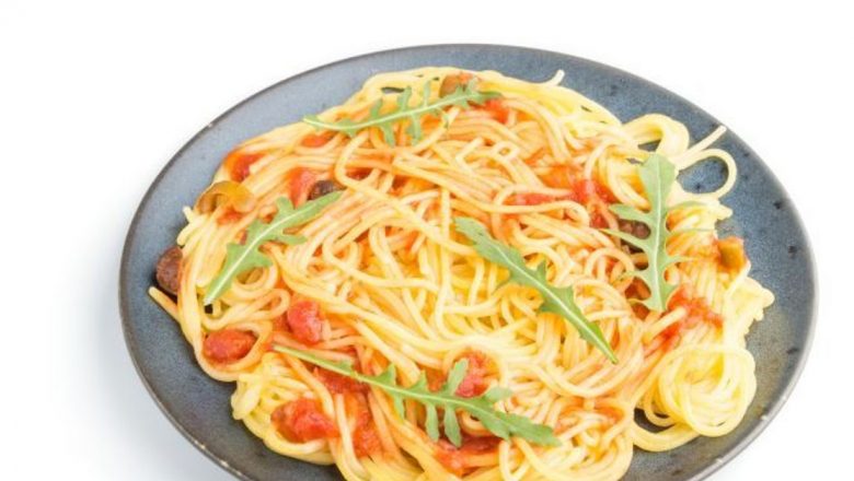 Ghid Complet pentru Alegerea și Gătirea Pastelor: De la Secretele Culinare la Impactul Nutrițional