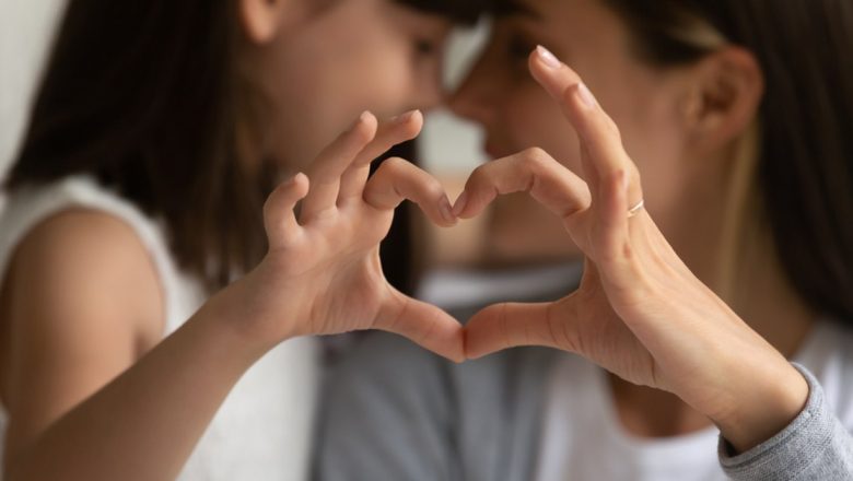 Viața unei bone filipineze în România: O privire asupra diversității culturale și a provocărilor profesiei