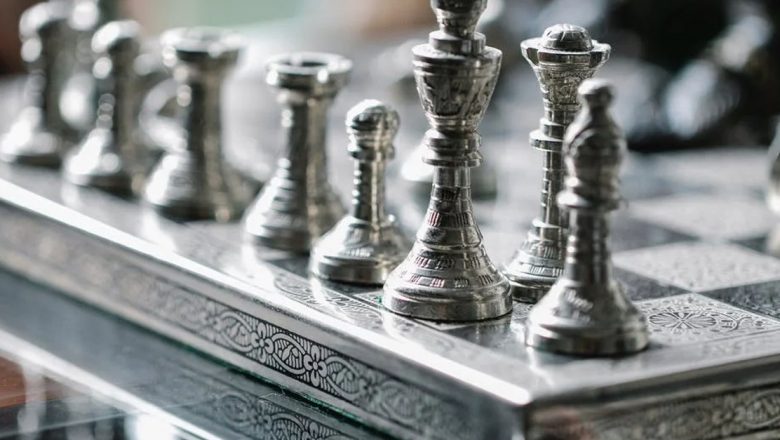 Conexiunea Profundă dintre Artă și Joc: O Analiză Detaliată