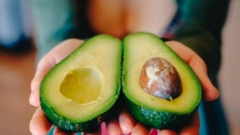 Slăbești Mâncând! 5 Alimente Banale Care Te Ajută Să Arzi Grăsimile