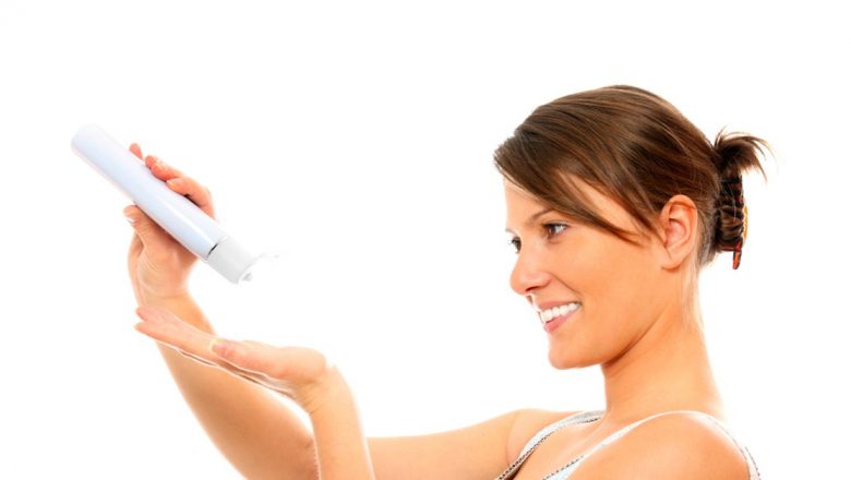 Uleiul de bebeluși: Beneficii și utilizări surprinzătoare pentru pielea adulților