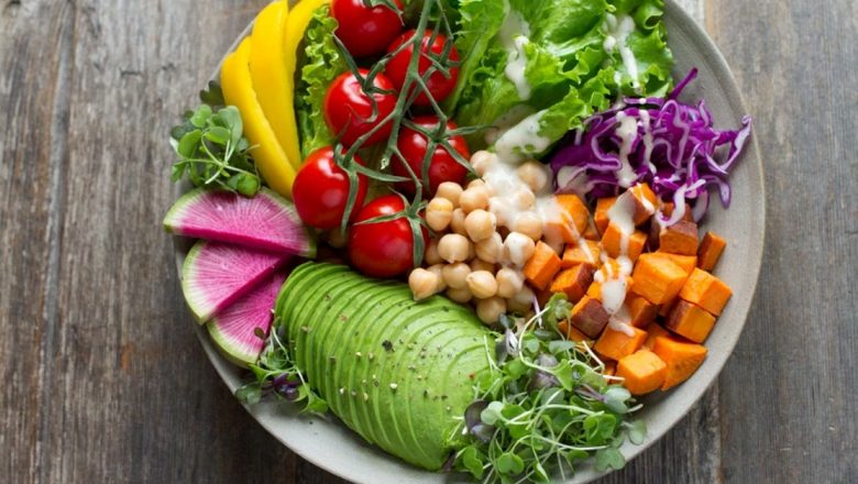Avocado: Alimentează-ți inima și reduce colesterolul cu acest fruct-minune