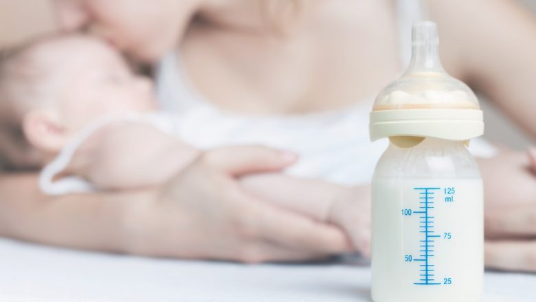 Ghidul complet pentru schimbarea formulei de lapte praf: sfaturi de la nutriționista Nicoleta Tupiță
