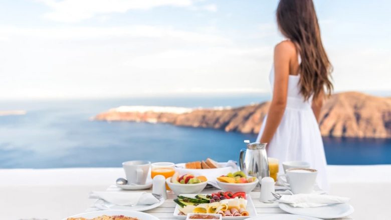 Sfaturi esențiale pentru a te menține în formă în vacanțele all-inclusive