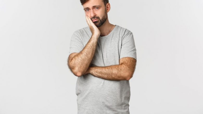 Impactul Singurătății asupra Îmbătrânirii: O Analiză Detaliată a Studiului Recent