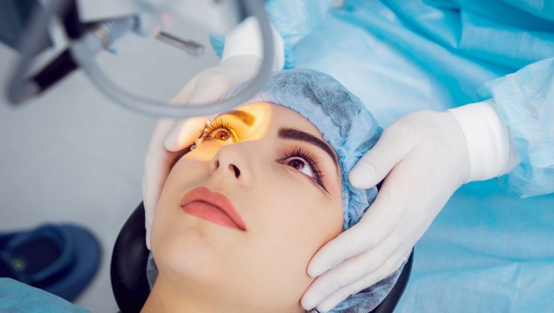 Revoluția Corecției Vederii prin Laser: O Privire Detaliată asupra Procedurii și Impactului său