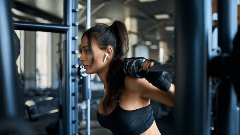 Cum Muzica Transformă Experiența Sportivă: Impactul Ambientului Muzical asupra Performanței Fizice