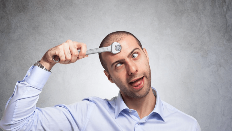 Prostia Umană: O Analiză Psihologică a Comportamentului Stupid