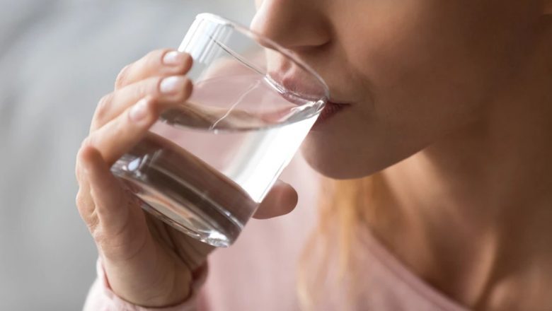 Obiceiurile de consum de apă în România: O analiză detaliată a studiului CIPRA