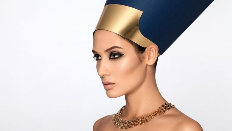 Secretele de frumusețe ale Cleopatrei: O explorare a ritualurilor regale și impactul lor în societatea modernă