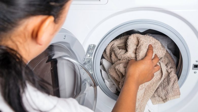 Importanța igienei prosoapelor: De ce trebuie să le speli frecvent pentru a evita problemele de sănătate