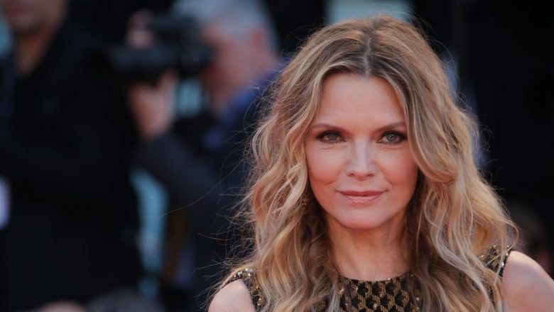 Secretele de frumusețe ale lui Michelle Pfeiffer: Cum a îmbrățișat un stil de viață sănătos pentru a evita toxinele și a îmbătrâni frumos