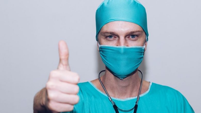 Provocările și Responsabilitățile Profesiei de Medic: Ce Trebuie Să Știi Înainte de a Intra în Domeniul Medical