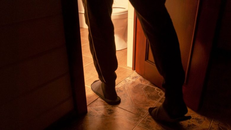 Semnele pe care nu trebuie să le ignori: Frecvența urinării ca indicator al cancerului de prostată