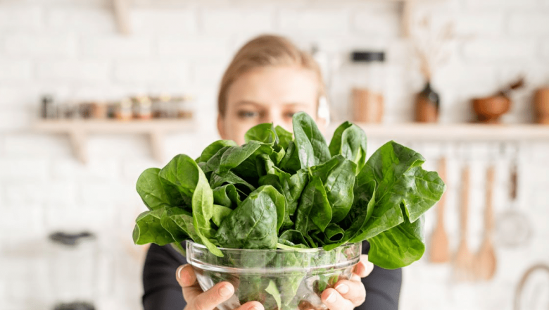 Spanacul: O Comoară Nutrițională cu Beneficii Imense pentru Sănătate