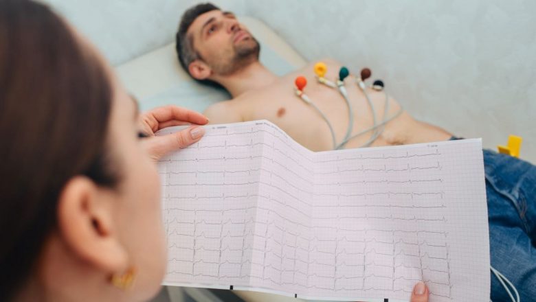 Electrocardiograma (EKG): O Privire Detaliată asupra Rolului său în Diagnosticul Infarctului Miocardic