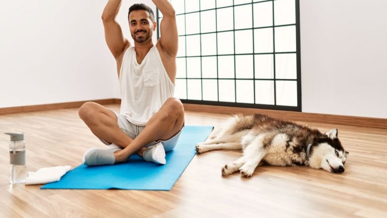 Yoga și Somnul: Cum Practica Antică Îmbunătățește Calitatea Somnului și Combate Insomnia
