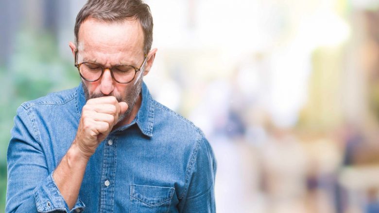 Impactul Tusei Persistente și Durerilor Toracice: Semne de Alarmă pentru Cancerul Bronhopulmonar