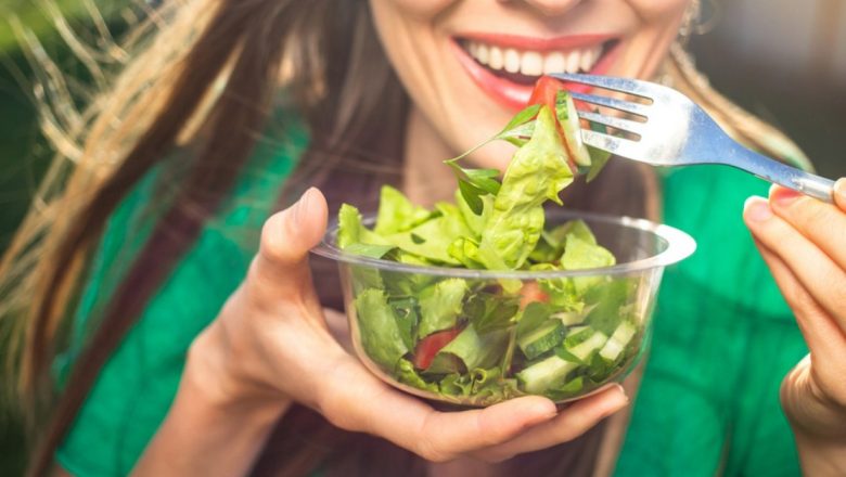 Cele Mai Eficiente Alimente pentru Pierderea în Greutate: Ghid Complet pentru o Dietă Sănătoasă