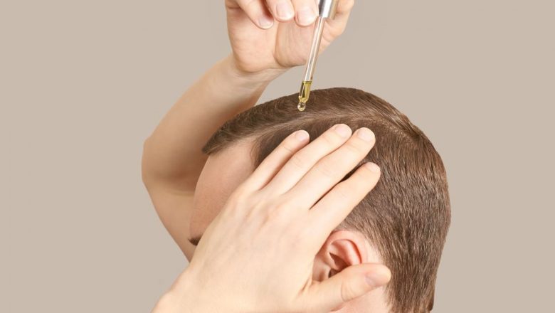 Uleiurile Naturale: Soluții Eficiente pentru Mătreață și Creșterea Părului