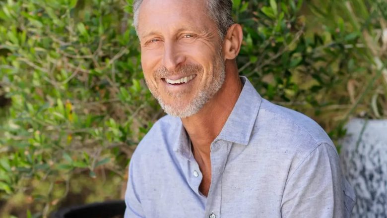 Dr. Mark Hyman: Cum Îmbătrânirea Sănătoasă Poate Fi Oprită prin Obiceiuri Zilnice