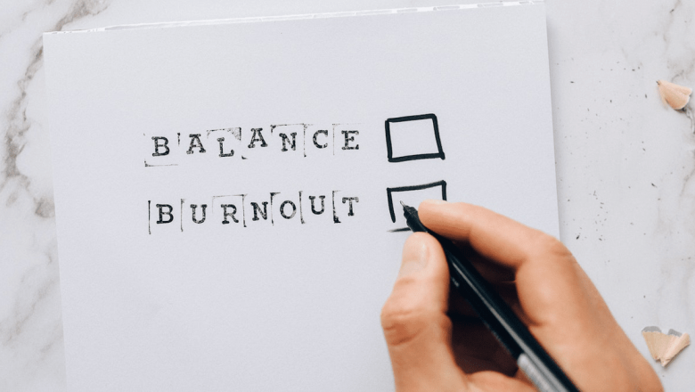 Strategii Eficiente pentru Combaterea Burnout-ului: O Aproape Înțelegere a Epuizării Profesionale