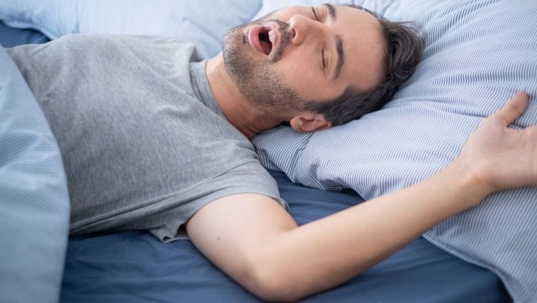 Sforăitul: cauze, implicații și analize necesare pentru o sănătate mai bună