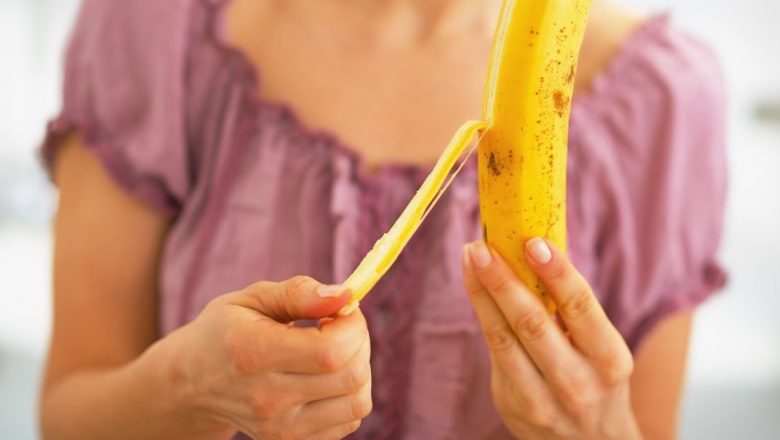Coaja de banană: Beneficii, utilizări și mituri despre acest ingredient subestimat