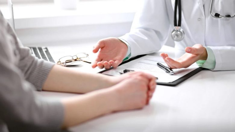 Impactul scutirilor la plata contribuțiilor la asigurările sociale de sănătate în România: O analiză profundă