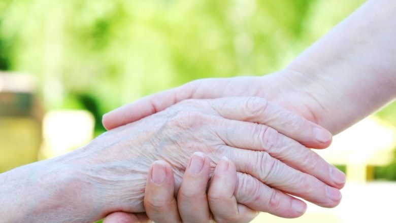 Inovație în îngrijirea vârstnicilor: Platforma “marta” și impactul său asupra îngrijirii la domiciliu în Germania