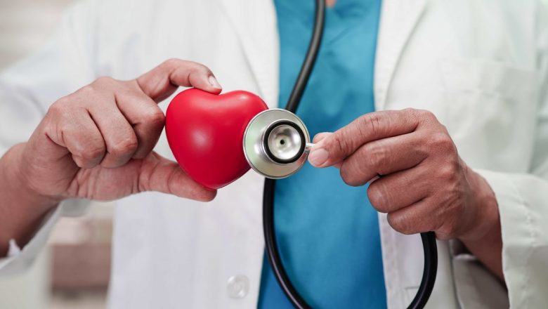 Inovații în Tratamentul Bolilor Valvei Aortice: O Privire Detaliată Asupra Opțiunilor Minim Invazive