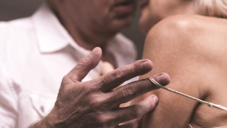 Îmbătrânirea și sexualitatea: Pozițiile ideale pentru cei peste 50 de ani