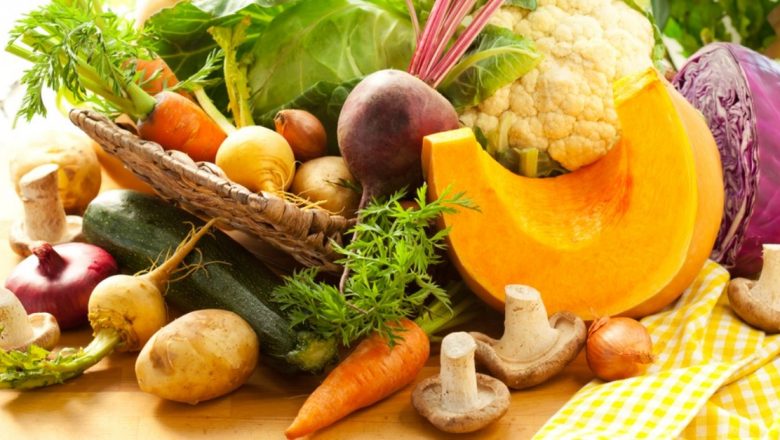 Reglarea Digestiei prin Dietă: Sfaturi și Alimente Esențiale pentru Sănătate