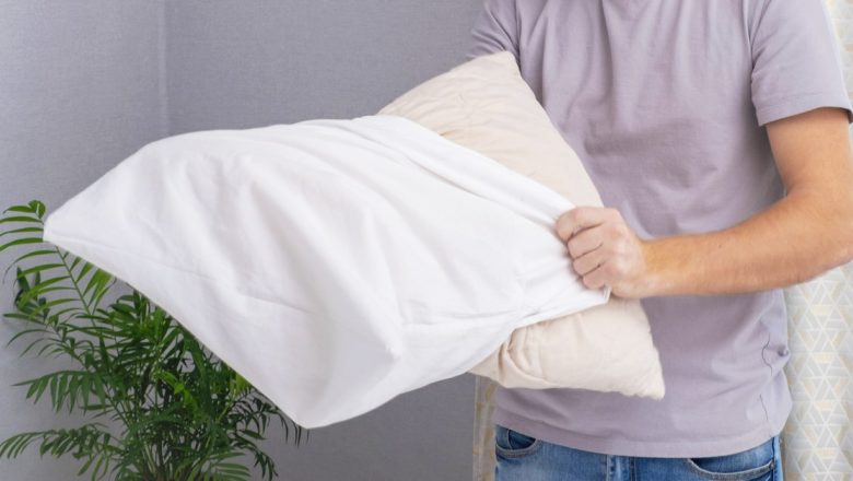 Importanța Schimbării Frecvente a Fețelor de Pernă: O Analiză Detaliată