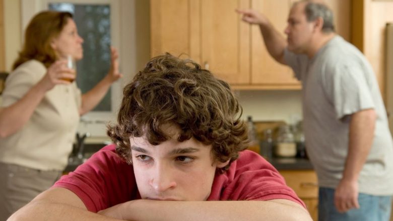 Familia disfuncțională: Impactul și implicațiile asupra dezvoltării individului