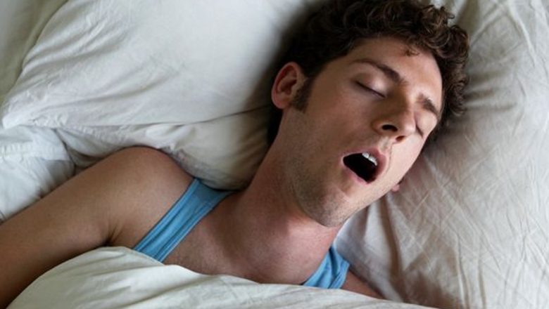 Impactul Dormitului cu Gura Deschisă: Consecințe Serious asupra Sănătății