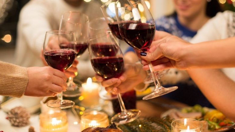 Băuturi de evitat pentru sănătatea creierului: Impactul alcoolului și al băuturilor dietetice asupra riscului de Alzheimer