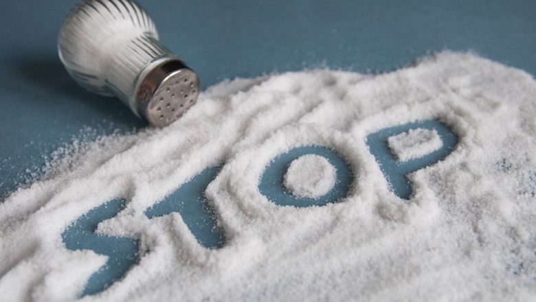 De ce simțim nevoia de alimente sărate? Analiza poftei de sare și implicațiile sale asupra sănătății