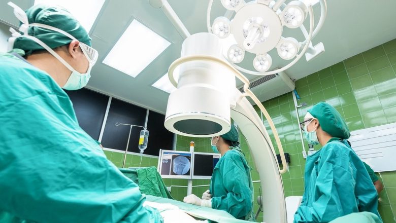 Adenomul de prostată: Impactul asupra regelui Charles și implicațiile pentru bărbați