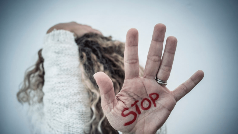 Mutilarea Genitală Feminină: O Problemă Globală Care Afectează Peste 230 de Milioane de Fete și Femei